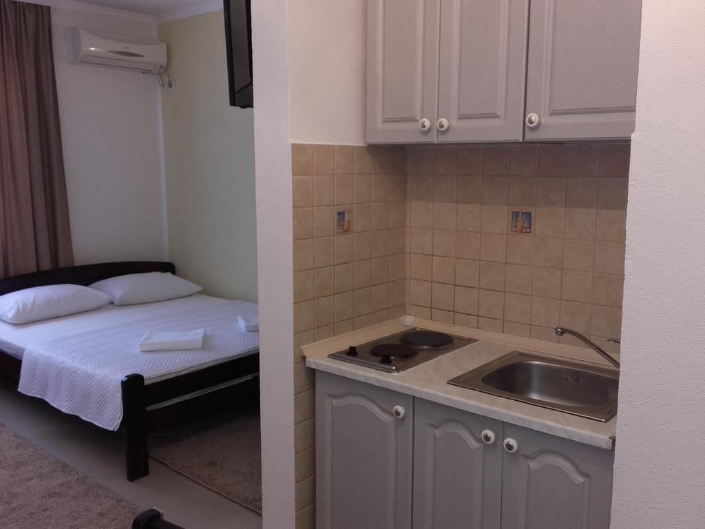 Apartments Sandra 티바트 외부 사진