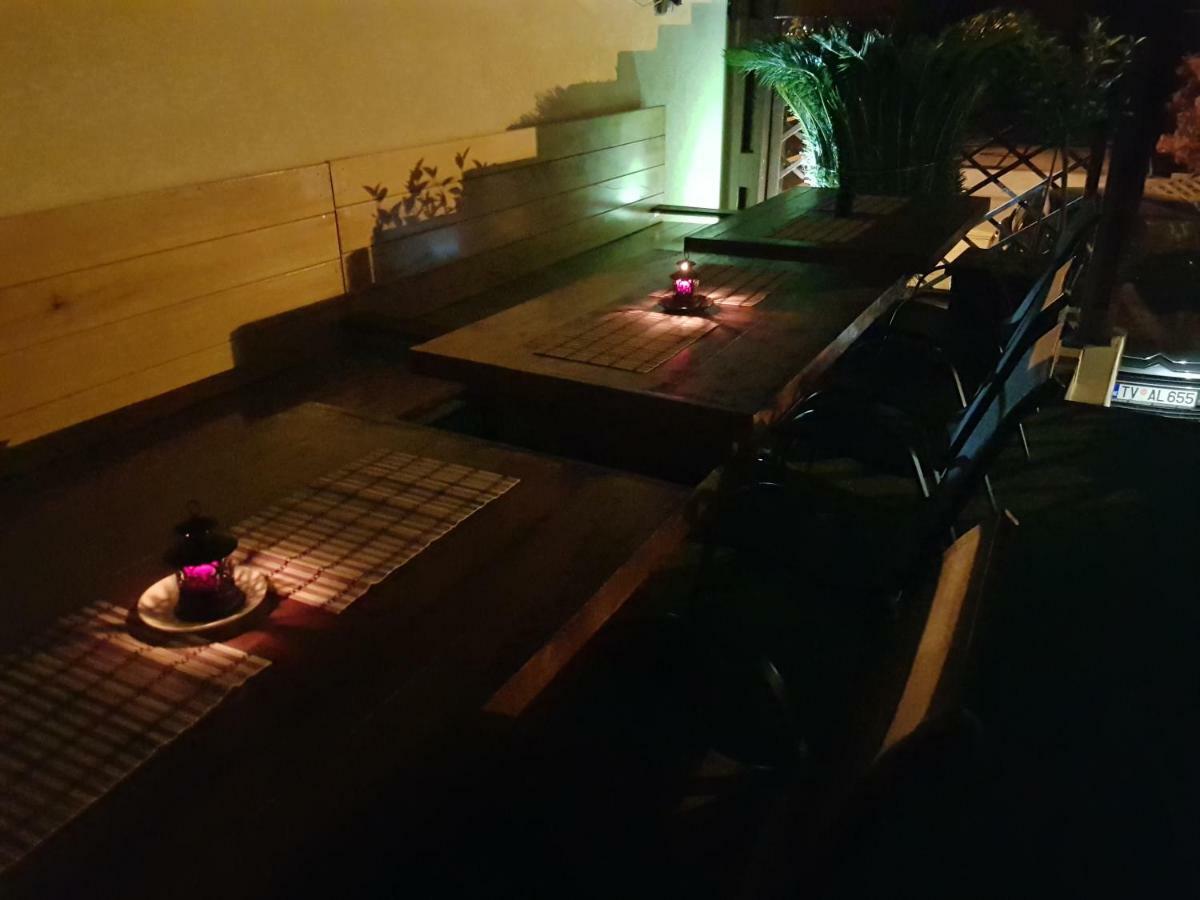 Apartments Sandra 티바트 외부 사진